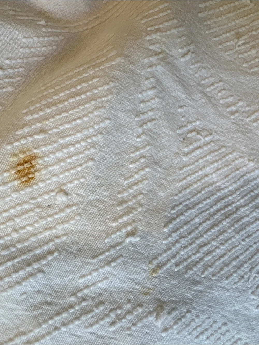 Vintage king Plush Textured White chenille‎ coverlet. Bag22